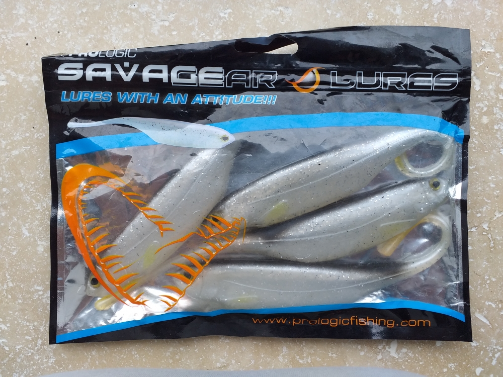 Jerk minnow 18cm roach 